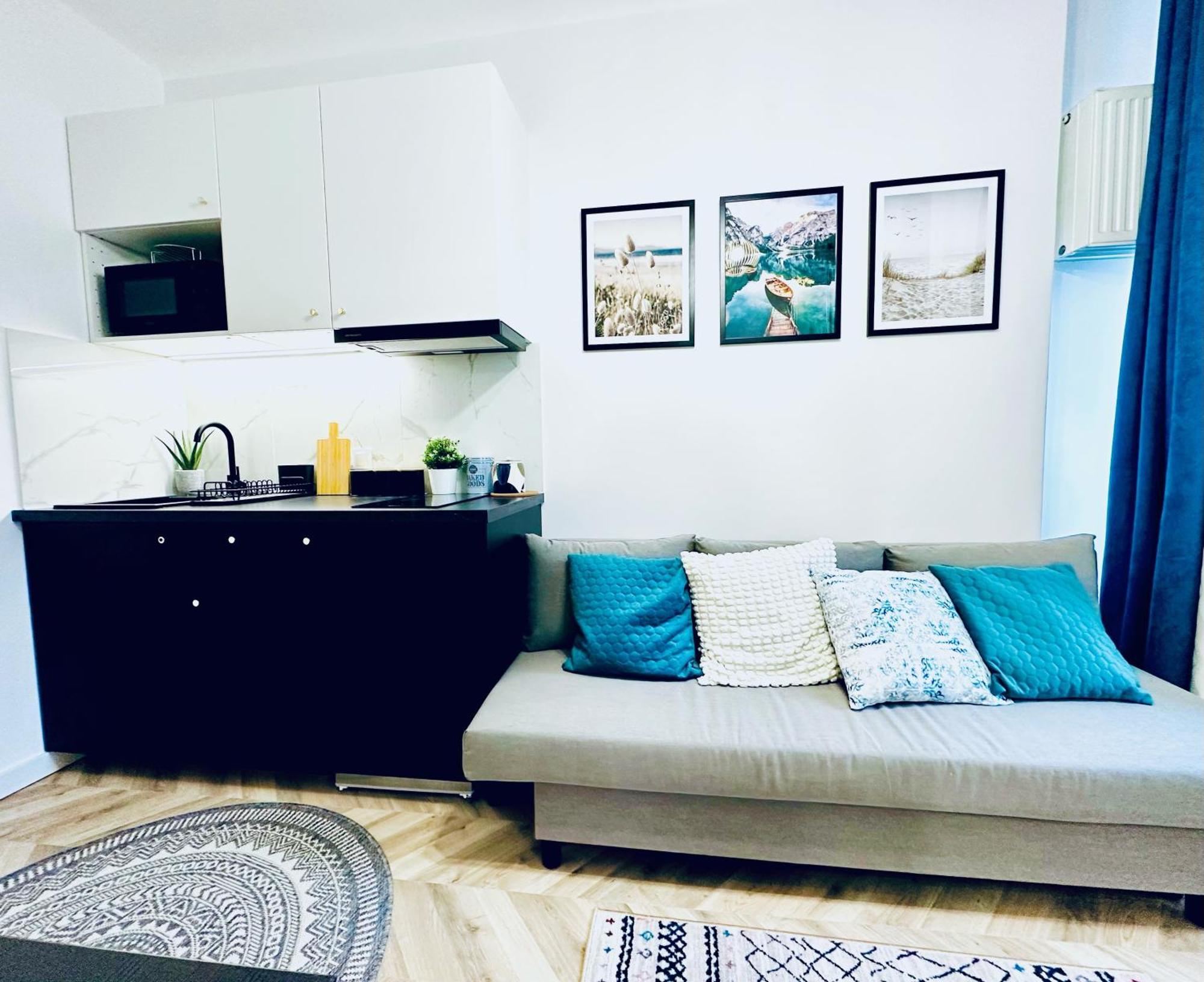Olivia Apartments - Sloneczny Apartament W Centrum Warszawy, Plac Unii Lubelskiej, Lazienki Krolewskie, Pole Mokotowskie ワルシャワ エクステリア 写真